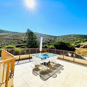https://c-and-c-hotel-vibes-cpt-plattekloof.hotels-capetown.com